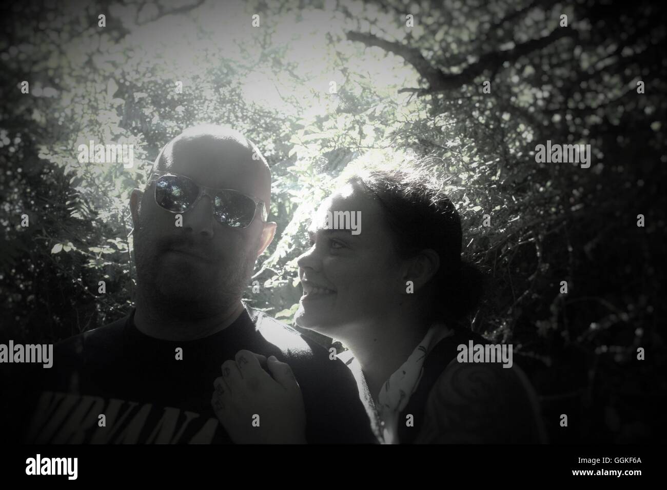 Black white couple hi-res stock photography and images - Alamy