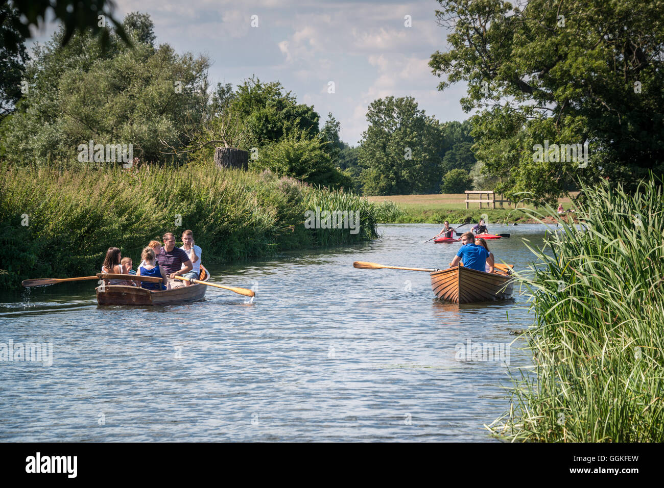 Boating along the river Stour near Dedham Stock Photo