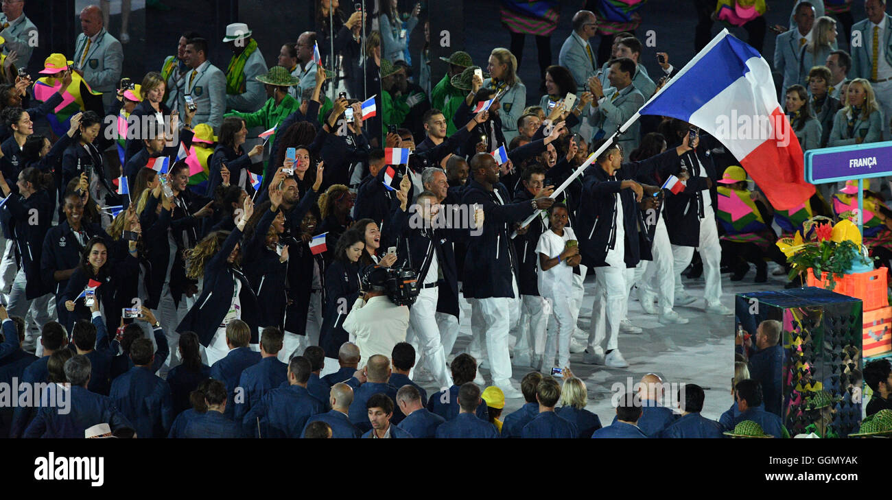 Rio de Janeiro, Brazil. 5th Aug, 2016. Flag bearer, Judoka Teddy Pierre