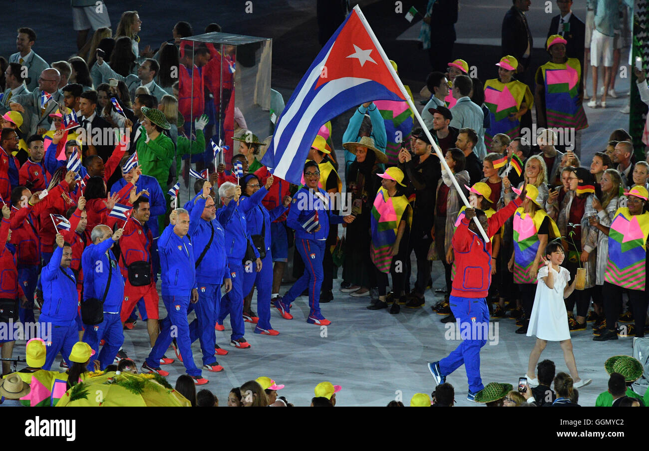 Rio de Janeiro, Brazil. 5th Aug, 2016. Flag bearer, wrestler Mijain