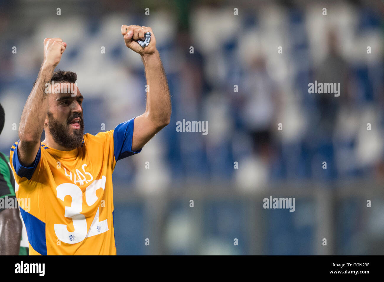 FC Luzern, FC Lugano players let the fans celebrate. In the picture