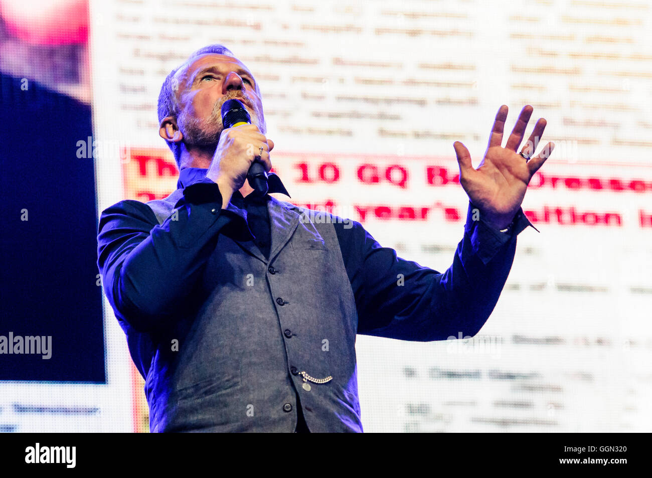 Belfast, Northern Ireland. 05 Aug 2016 - Belfast comedian Jake O'Kane performs at the annual Feile an Phobail comedy night. Credit:  Stephen Barnes/Alamy Live News Stock Photo