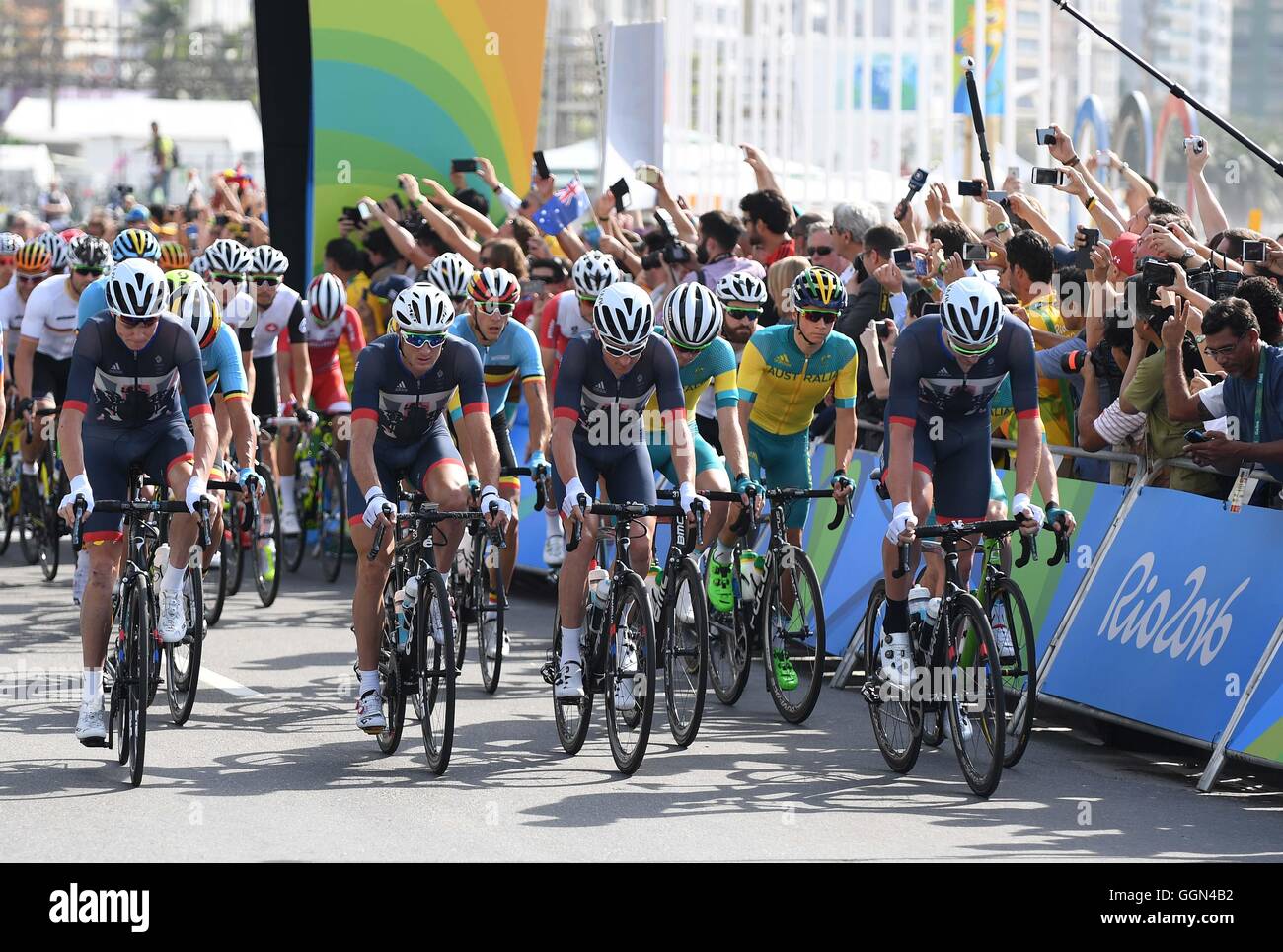 Rio de Janeiro, Brazil. 6th August, 2016. The TeamGB boys lead from the start. Mens road race. Cycling. Copacobana beach. Rio de Janeiro. Brazil. 06/08/2016. Credit:  Sport In Pictures/Alamy Live News Stock Photo