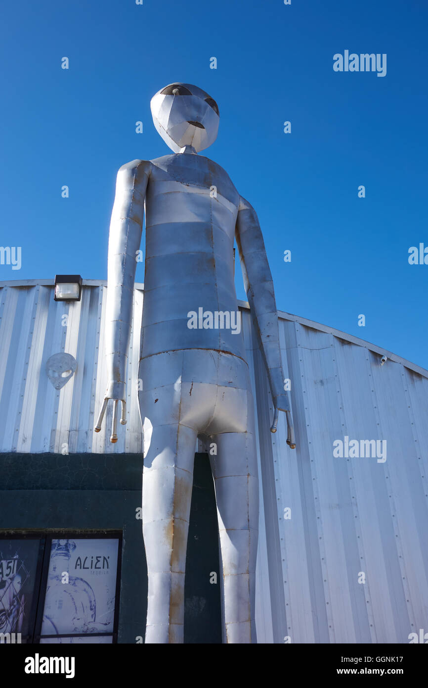 Large figure of an alien, near area 51. Nevada. USA Stock Photo - Alamy