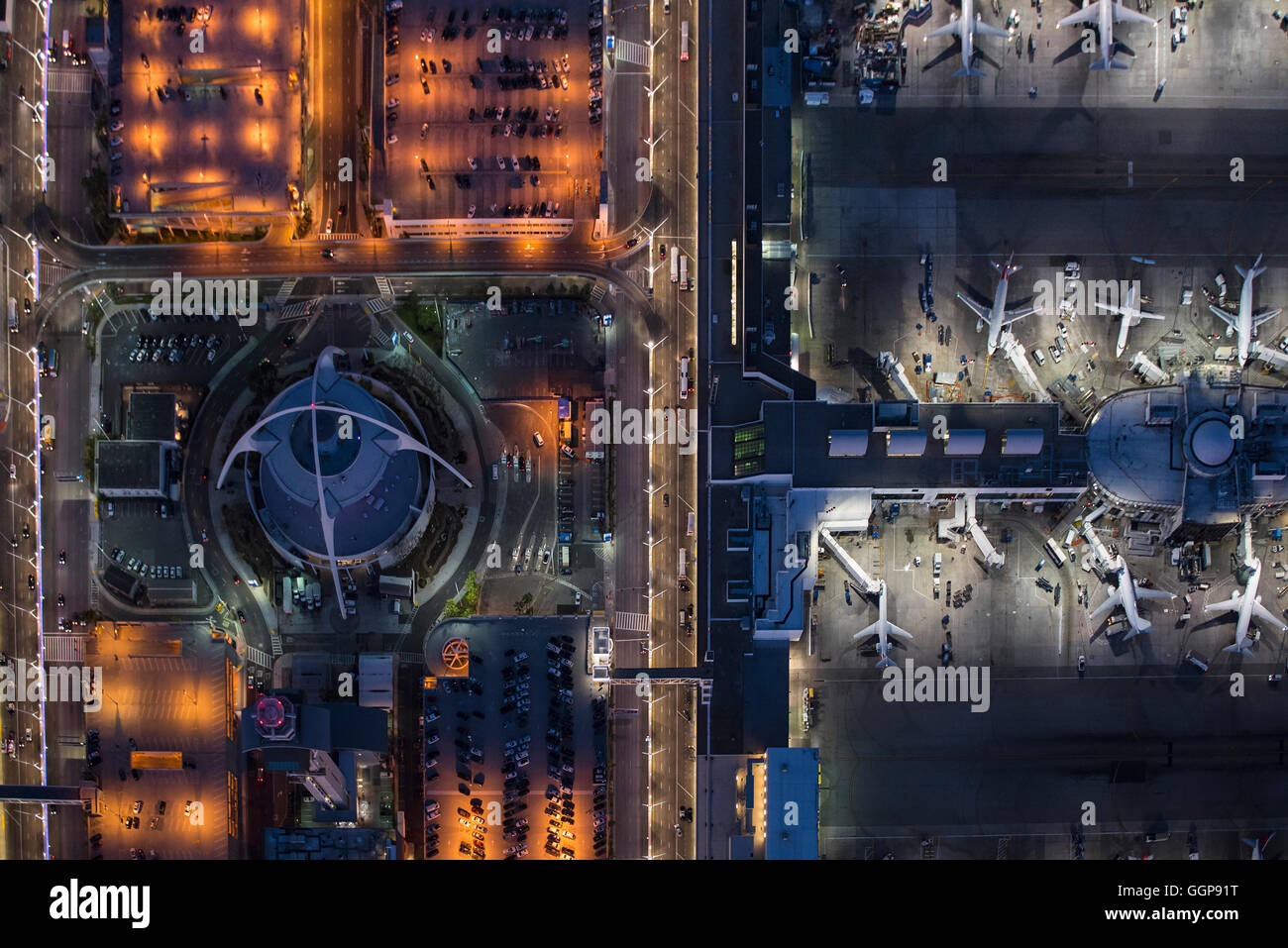 Airport gate hires stock photography and images Alamy