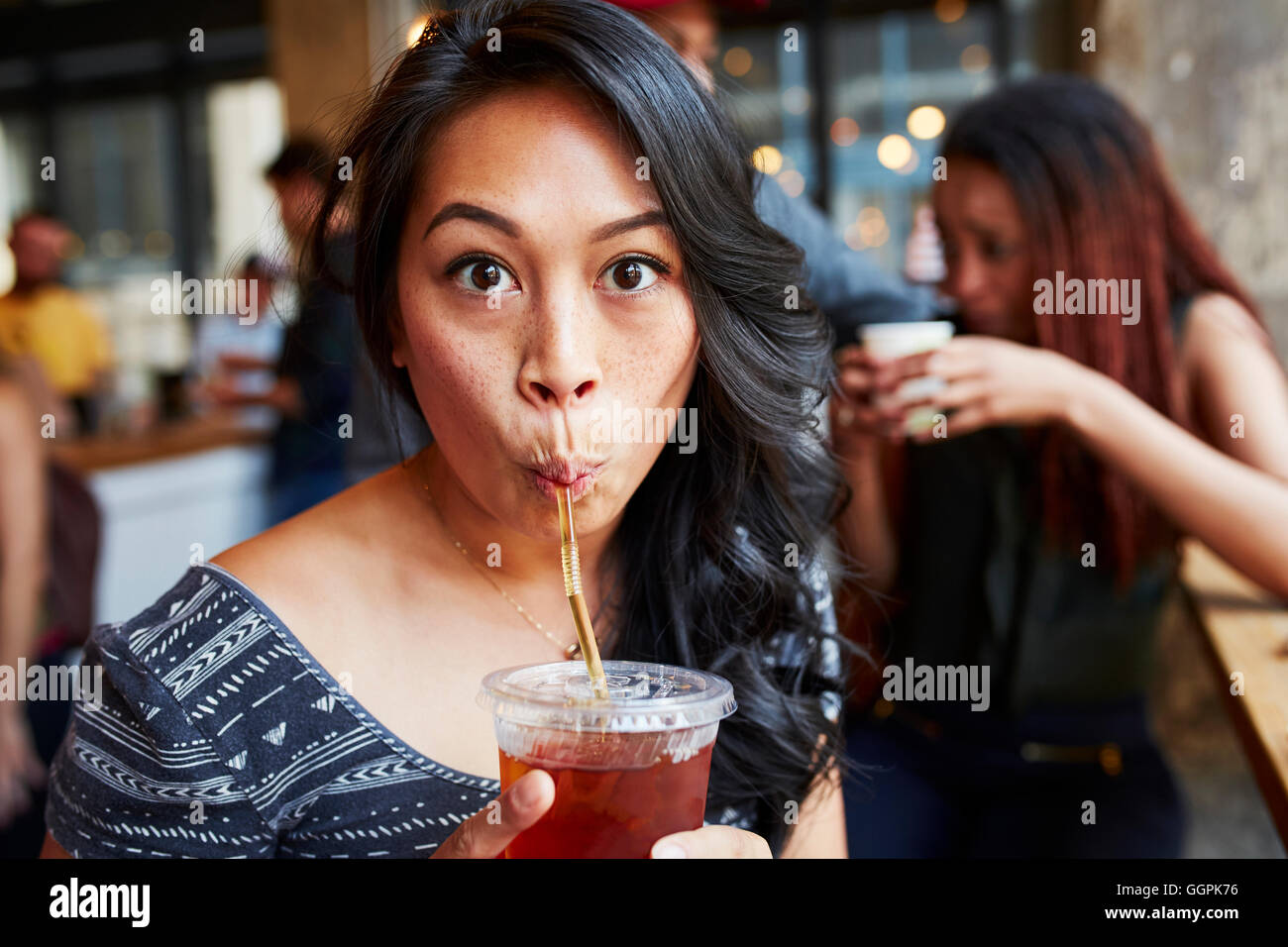 Sucking straw hires stock photography and images Alamy