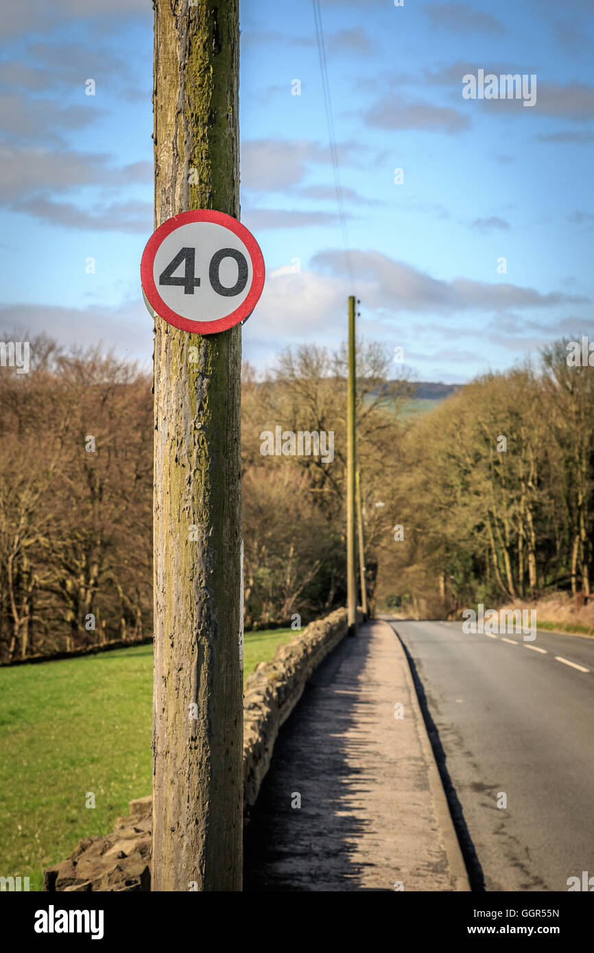 40 mile per hour roadsign Stock Photo