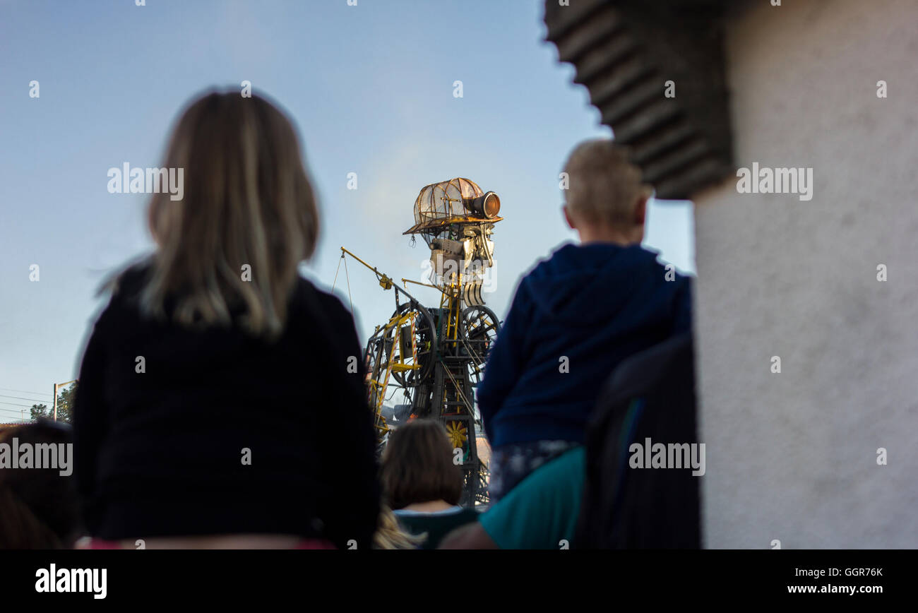 Hayle, Cornwall, UK. The Man Engine. The largest mechanical puppet ever to be built in Britain. Stock Photo