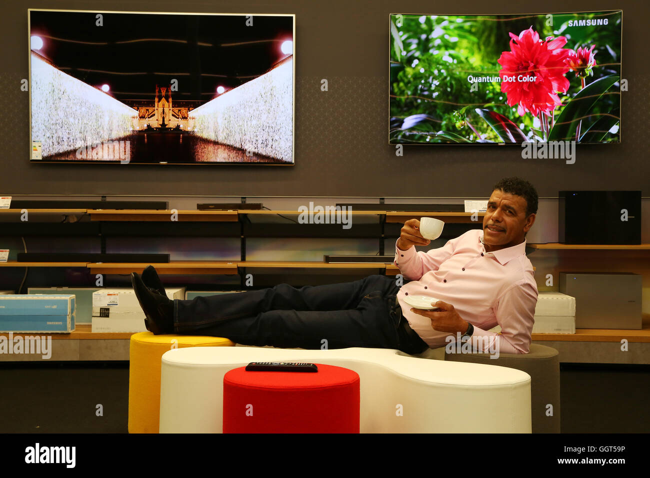 EDITORIAL USE ONLY TV pundit Chris Kamara opens the 4K TV department at
