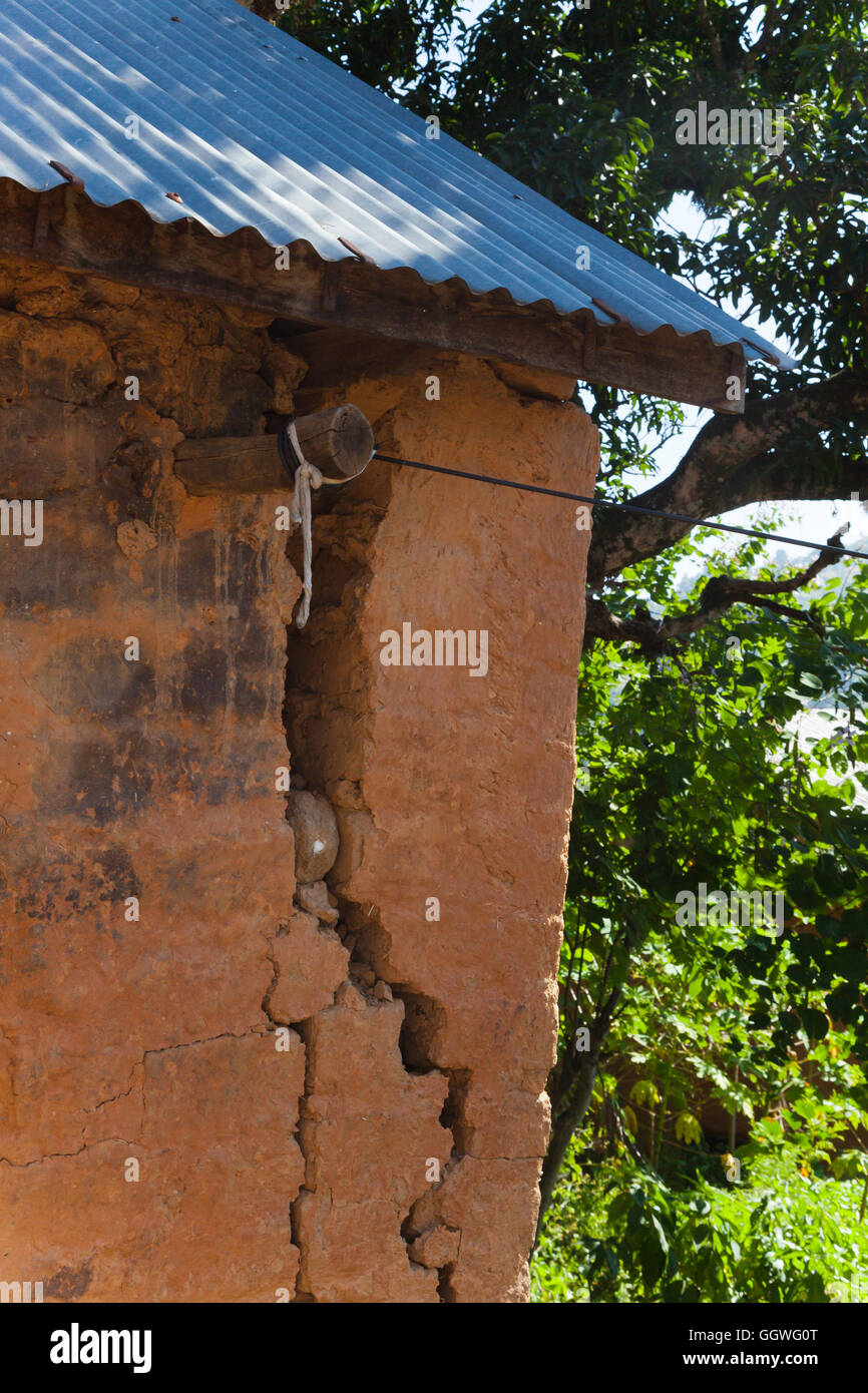 A house with earthquake damage in GOGANPANI VILLAGE - NEPAL Stock Photo