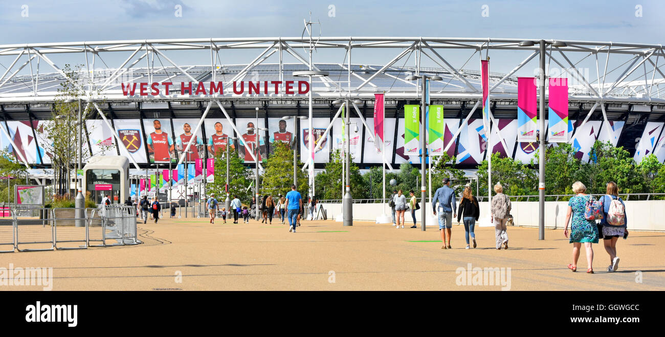 2012 London Olympic Stadium new premier league football sports arena for West Ham United in Queen Elizabeth Olympic Park Stratford Newham England uk Stock Photo