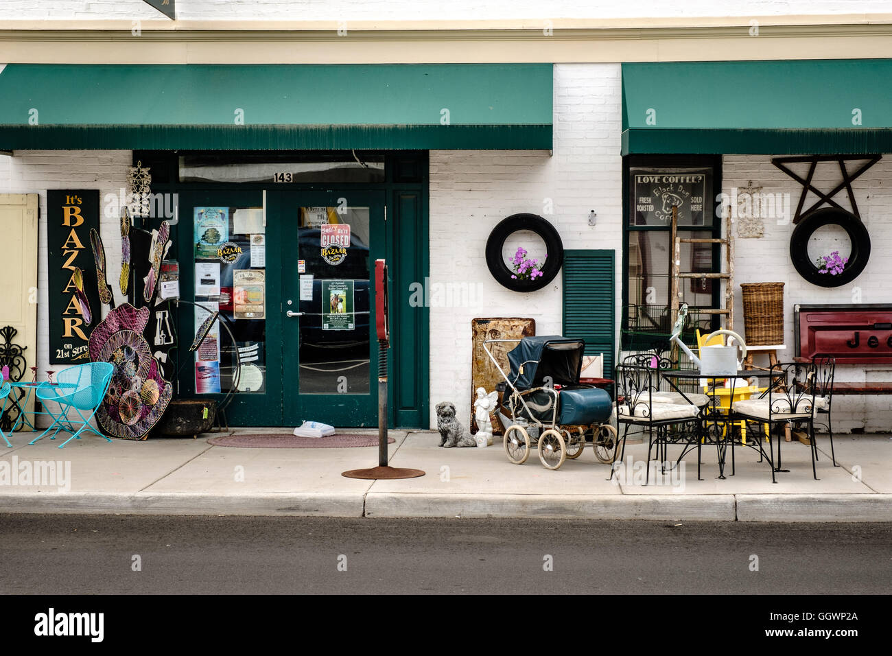 It's Bazaar on 21st Street, 143 North 21st Street, Purcellville, Virginia Stock Photo Alamy