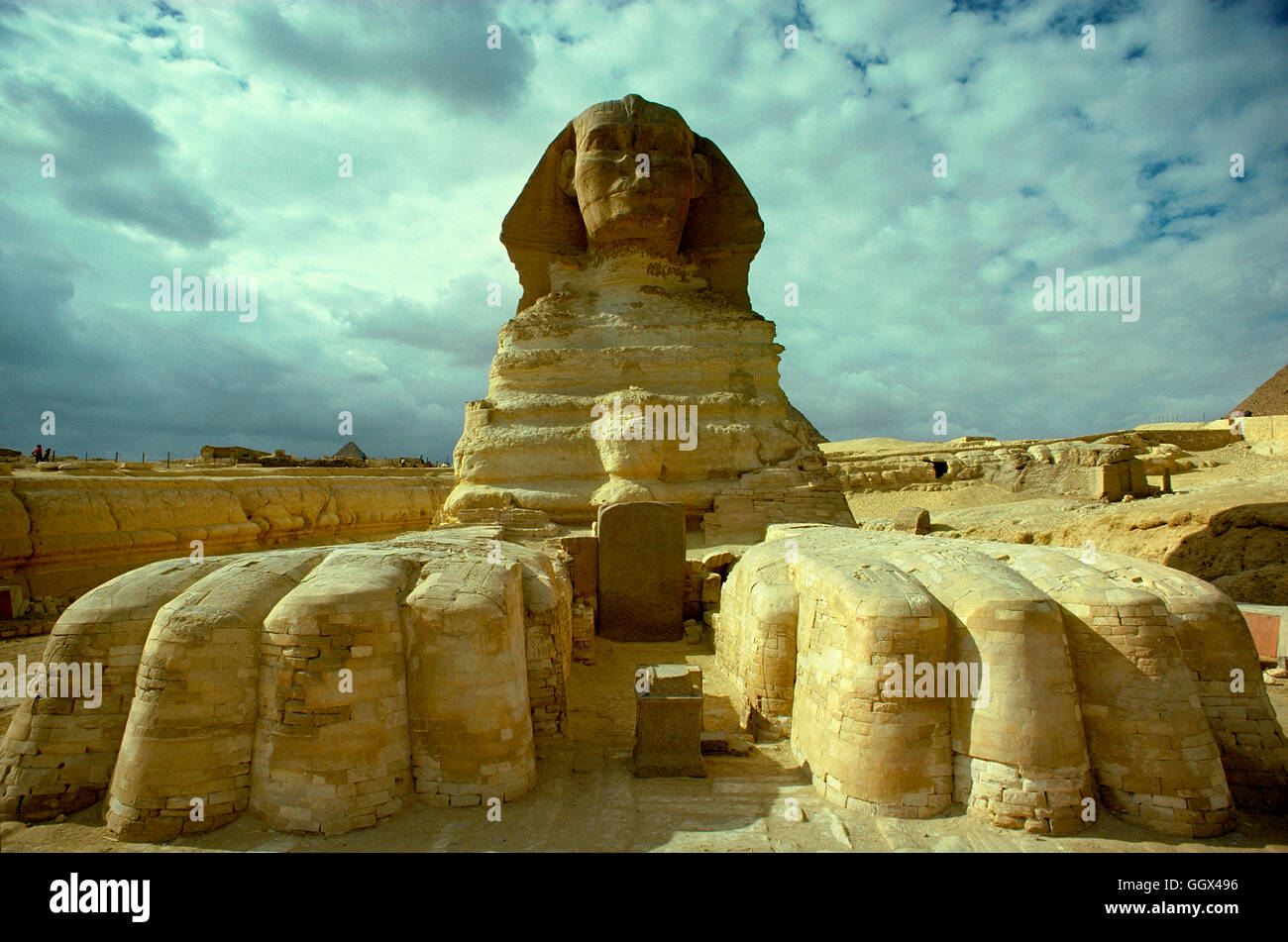 The sphinx at Giza. Old Kingdom Dynastic period. Egypt Stock Photo