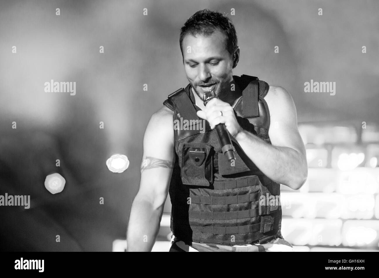 Drew lachey Black and White Stock Photos & Images - Alamy