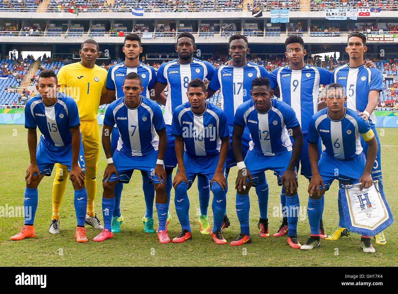 File:Brazil men's football team 2016 Olympics.jpg - Wikimedia Commons