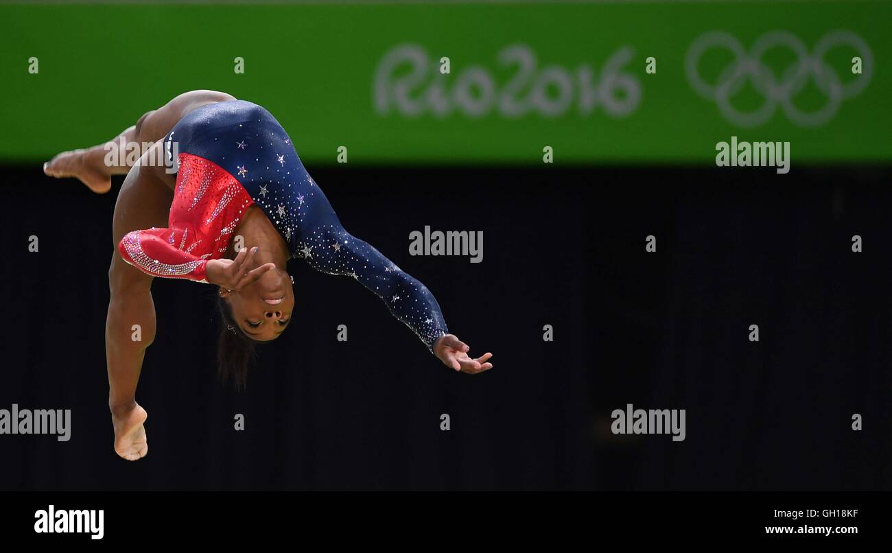 Rio de Janeiro, Brazil. 07th Aug, 2016. Simone Biles (USA) on the balance bar. Womens Artistic Gymnastics. Olympic Arena. Olympic Park. Rio de Janeiro. Brazil. 07/08/2016. Credit:  Sport In Pictures/Alamy Live News Stock Photo