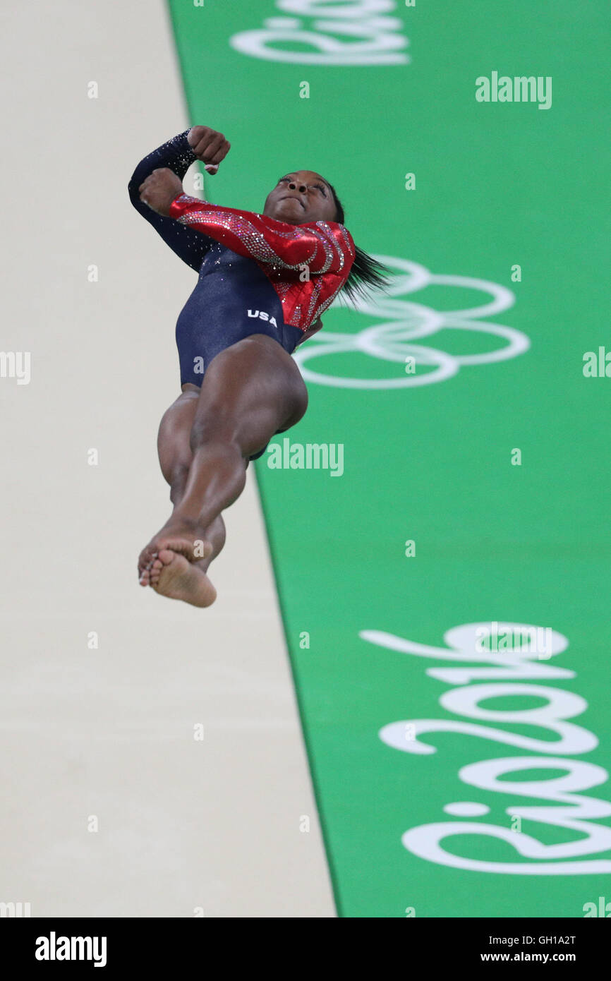 Rio de Janeiro, Brazil. 07th Aug, 2016. Simone Biles of the United States acts during women's qualification match of vault of Artistic Gymnastics at the 2016 Rio Olympic Games in Rio de Janeiro, Brazil, on Aug. 7, 2016.?Xinhua/Zheng Huansong?(xr) Credit:  Xinhua/Alamy Live News Stock Photo
