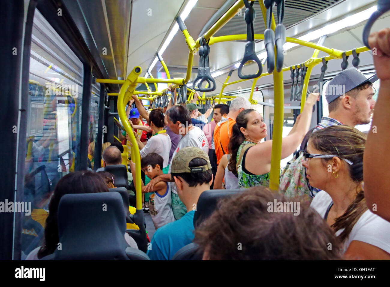 Rio de Janeiro, Brazil;. 7th August, 2016. Packed BRT (Bus Rapid Transport) bus, part of the new transportation system in Rio de Janeiro. Credit:  PictureScotland/Alamy Live News Stock Photo