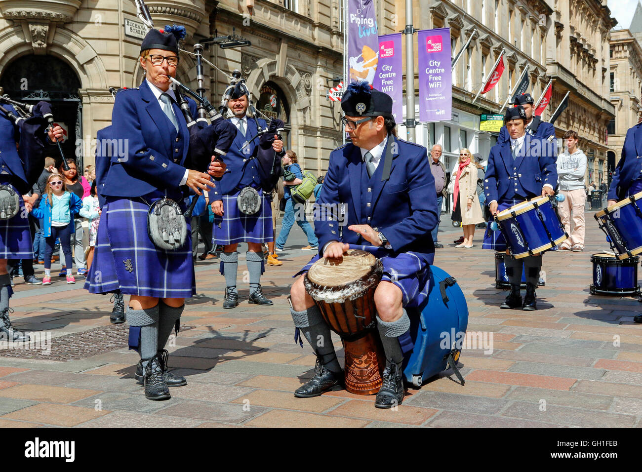 Glasgow, Scotland, UK. 08th Aug, 2016. On the first day of "Piping Live", an annual festival of