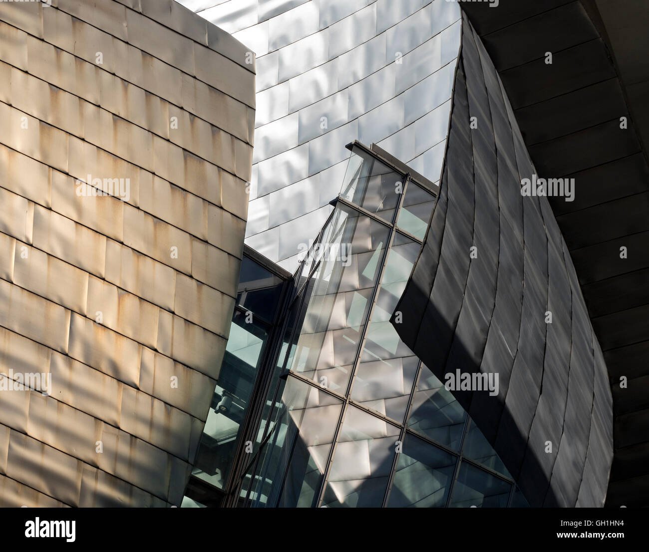 The iconic Guggenheim Museum in Bilbao, Spain 3 Stock Photo