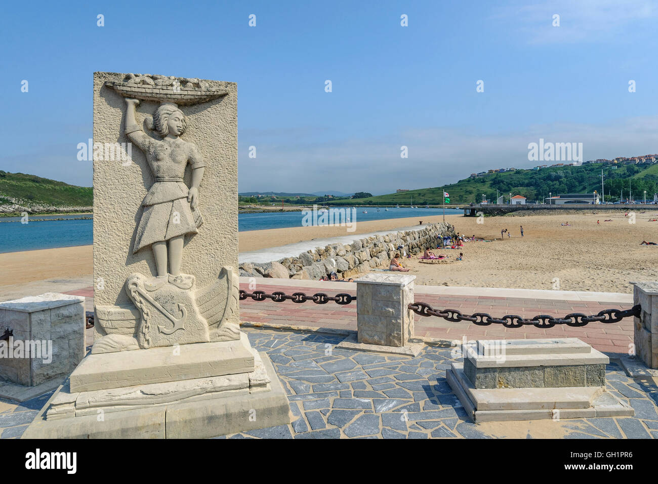 Monument pescantinas, collect fish from boats and take it to market. Suances, Cantabria, Spain. Stock Photo