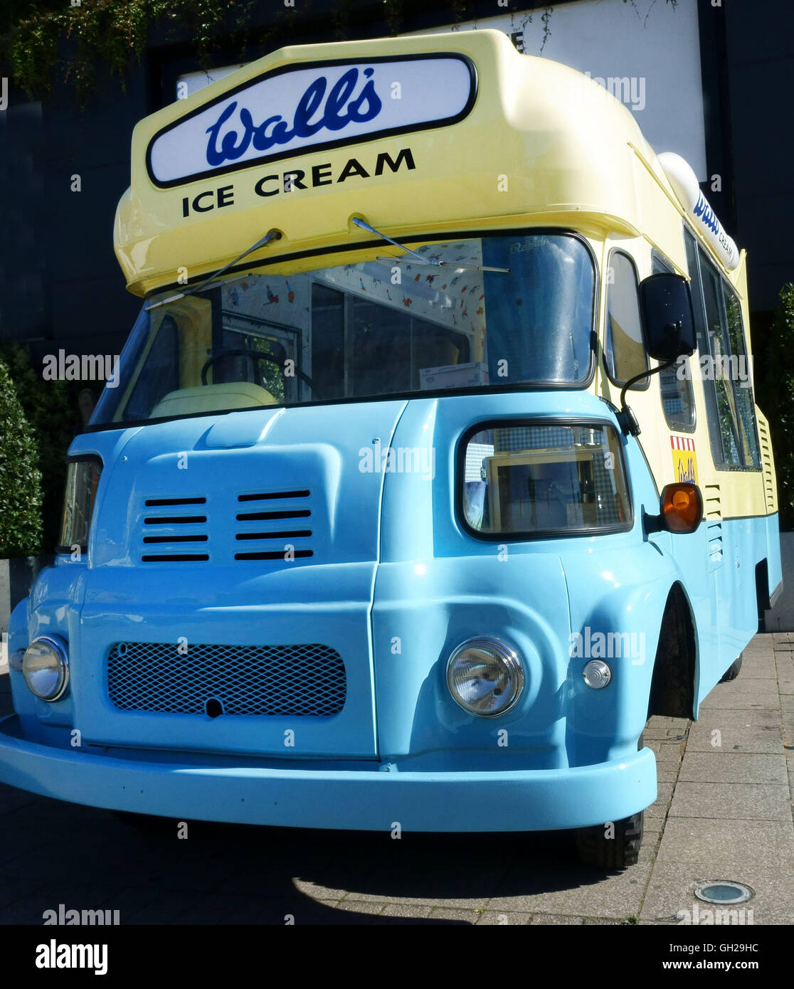 Old fashioned Walls ice cream van in London Stock Photo Alamy