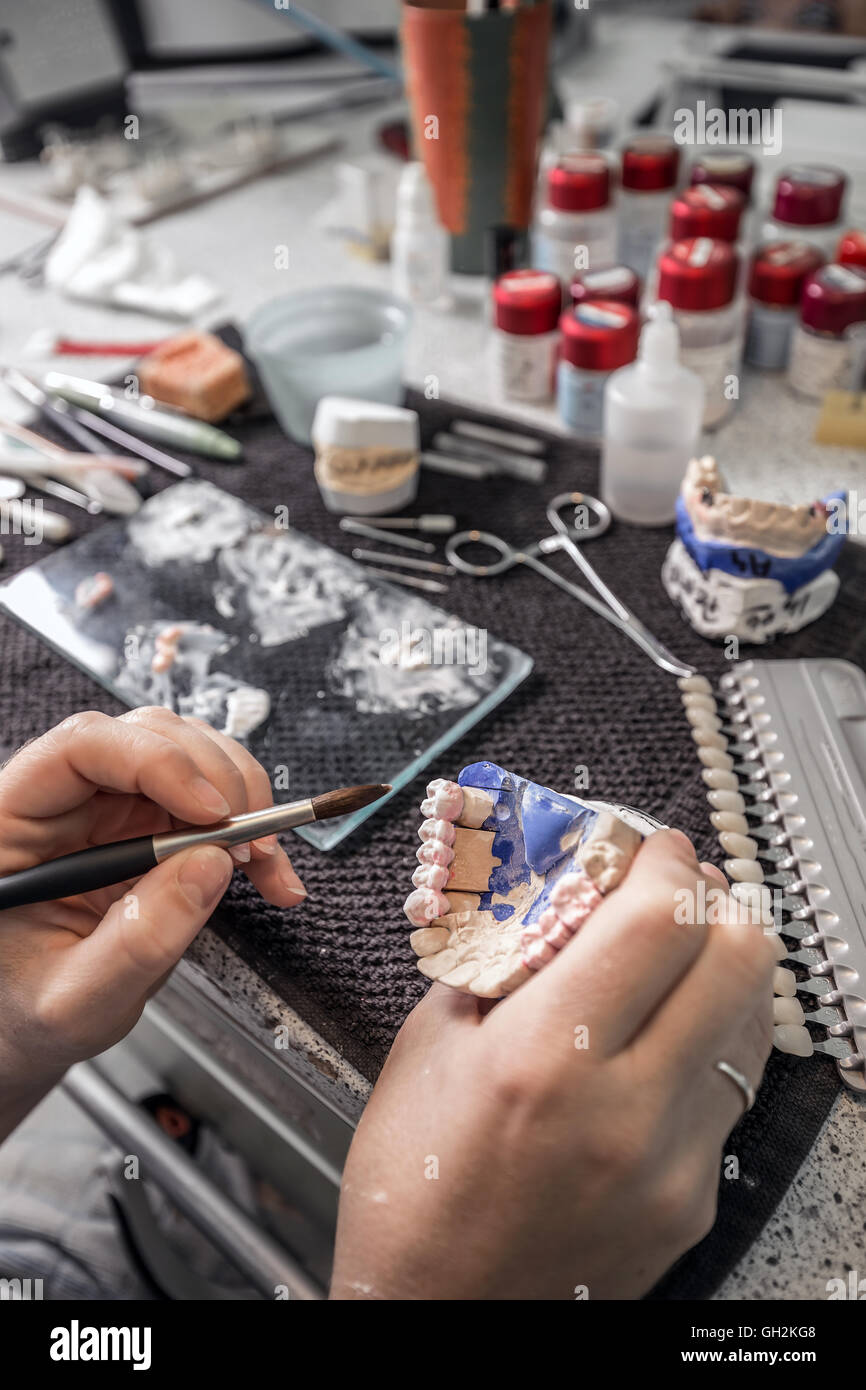 False paint hires stock photography and images Alamy