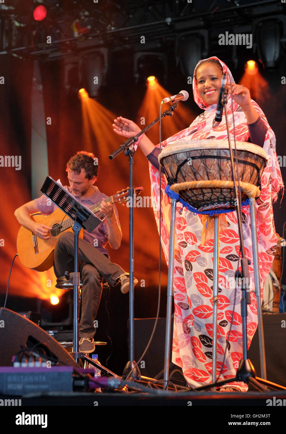 Aziza Brahim performing at the WOMAD Festival, Charlton Park, Malmesbury, Wiltshire, England, July 29, 2016 Stock Photo