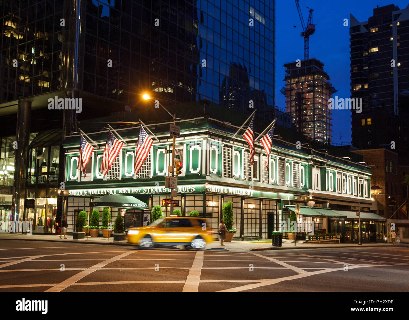 New york steakhouse night hi-res stock photography and images - Alamy