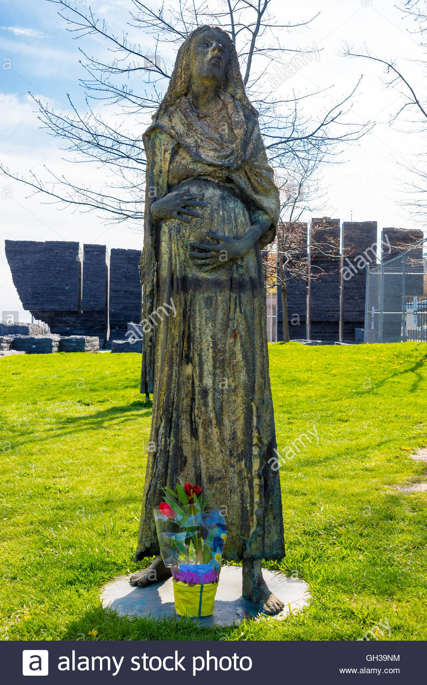 Toronto Statues Stock Photos & Toronto Statues Stock Images Alamy