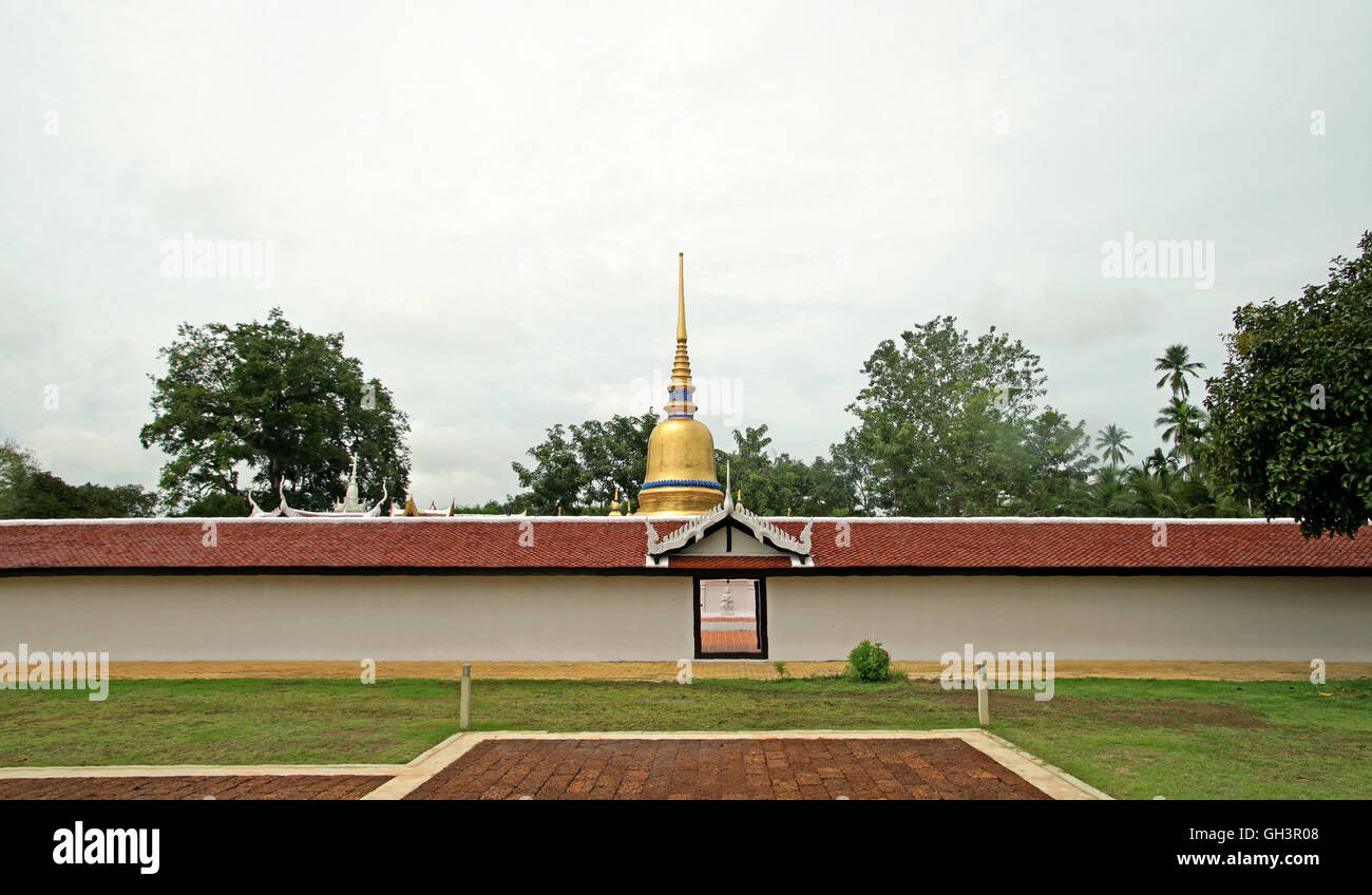 golden stupa, the buddhist religious monument Stock Photo Alamy