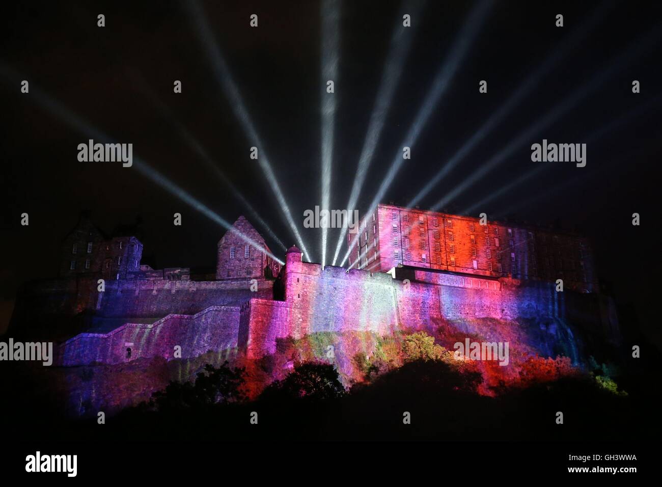 A series of digitally animated projections takes place across the western facade of Edinburgh Castle during the Standard Life Opening Event: Deep Time, at Castle Terrace, Edinburgh, Scotland, which marks the official start of the 2016 Edinburgh International Festival. Stock Photo