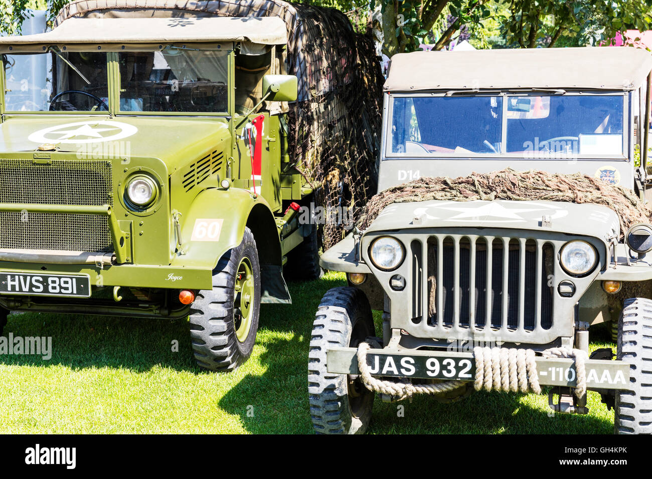 Us Usa Military Vehicles Ford Light Utility 4x4 Jeep Bedford Truck Stock Photo Alamy