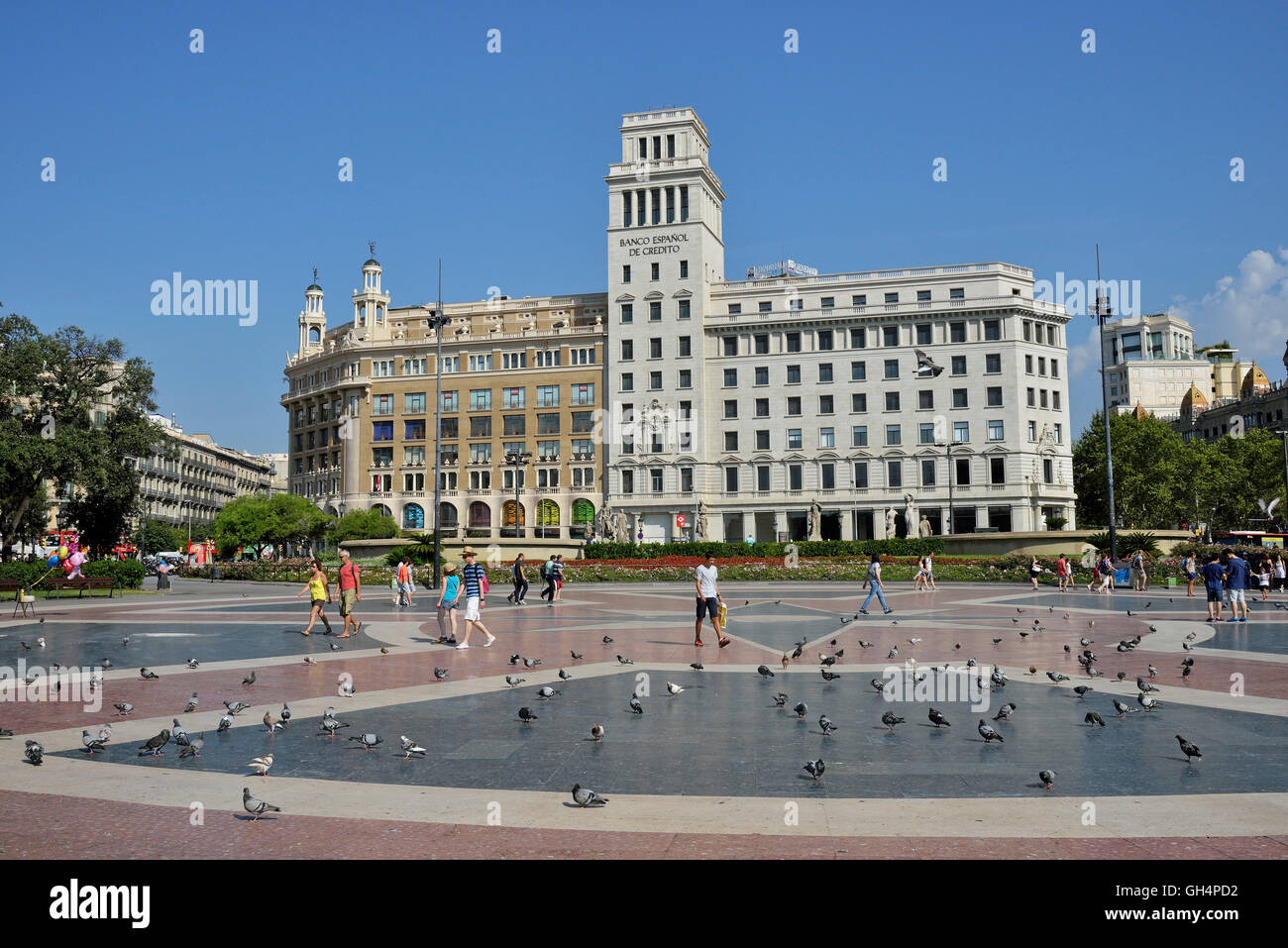 geography / travel, Spain, building of the Banco Espanol de Credito at the Plaza Catalunya, Barcelona, Catalonia, Additional-Rights-Clearance-Info-Not-Available Stock Photo