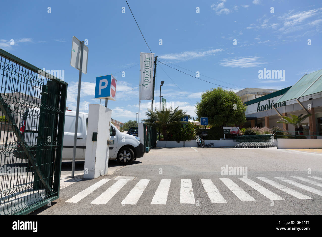 Apolonia supermarket Vilamoura Portugal Stock Photo Alamy