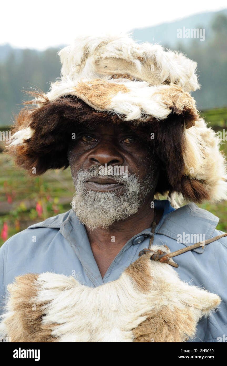 geography / travel, Rwanda, witch doctor at a folklore event in a village former fighter at the town Kinigi at edge of the Parc national of the Volcans, Additional-Rights-Clearance-Info-Not-Available Stock Photo