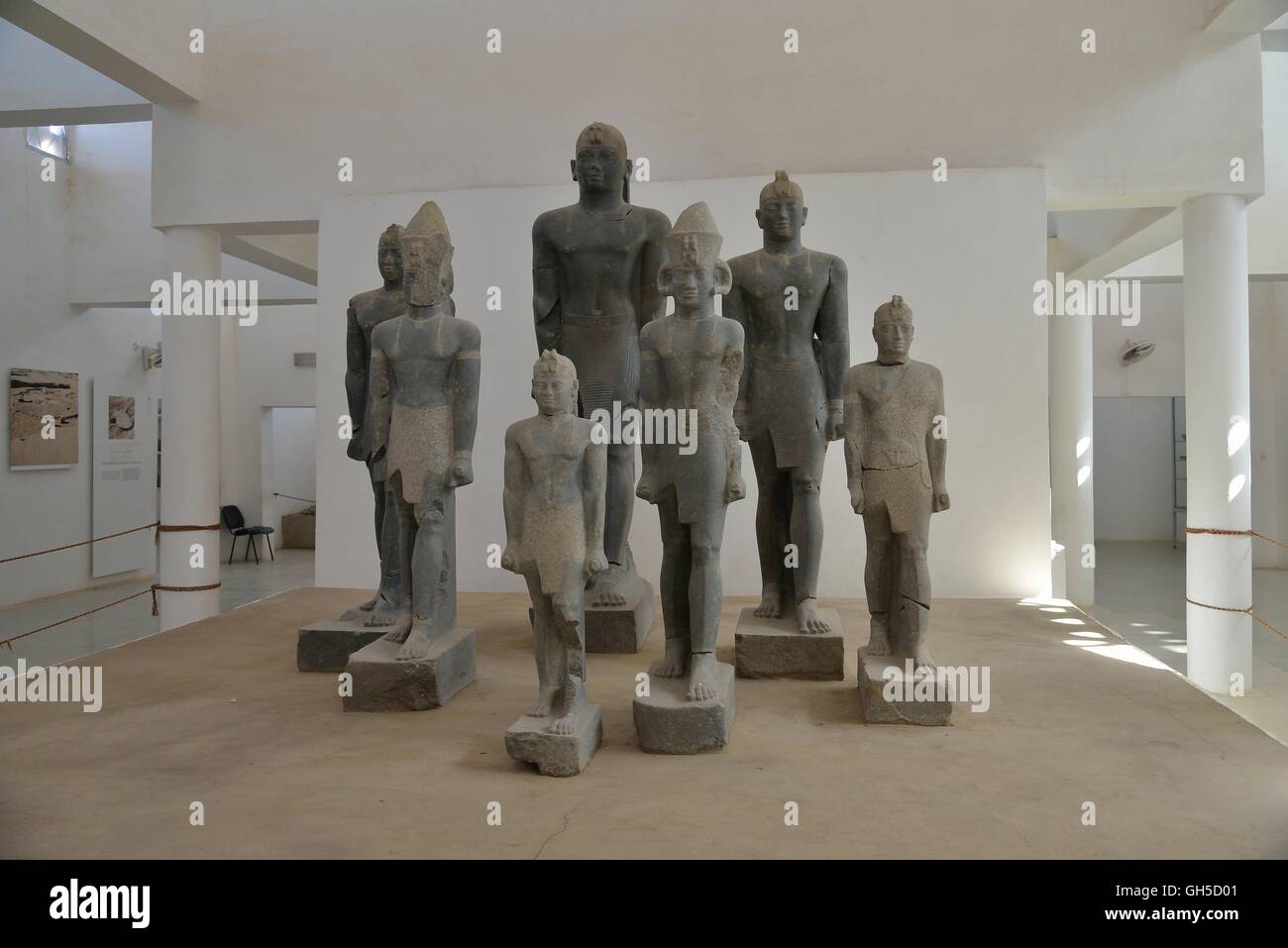 geography / travel, Sudan, strain granite statues under another of Pharaoh Taharqa (692-664 BC), 2003 identify from the he archeologist Charles bonnet, kerma museum, kerma, Nubia, Additional-Rights-Clearance-Info-Not-Available Stock Photo