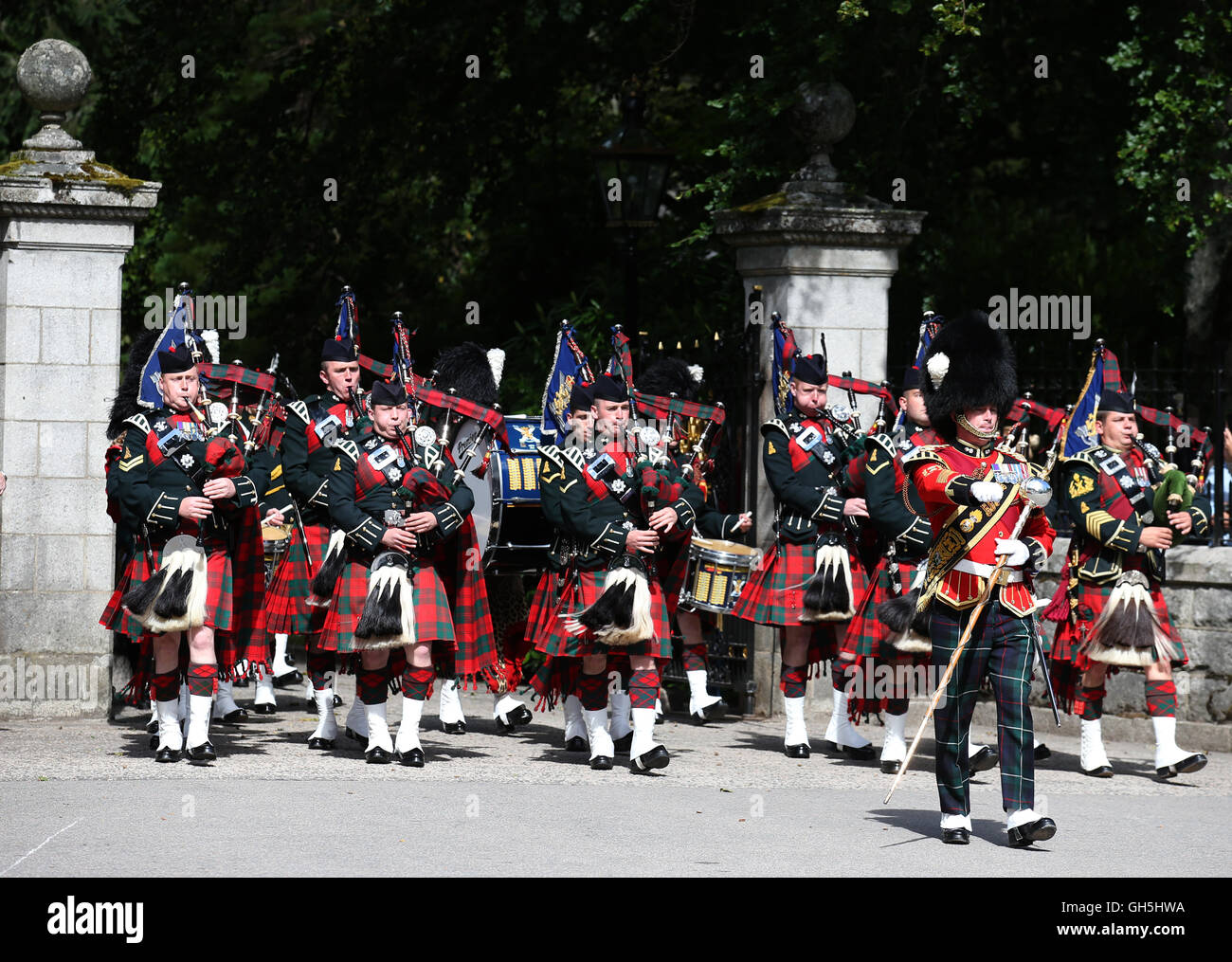 Pipes and drums of the royal regiment of scotland hires stock