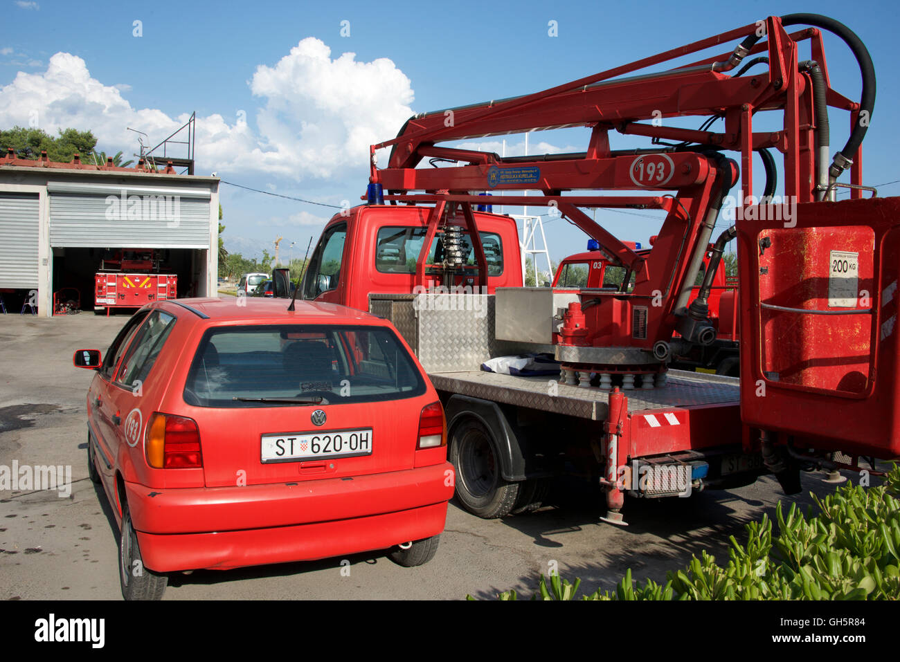 Croatian fire engine at fire station Stock Photo Alamy