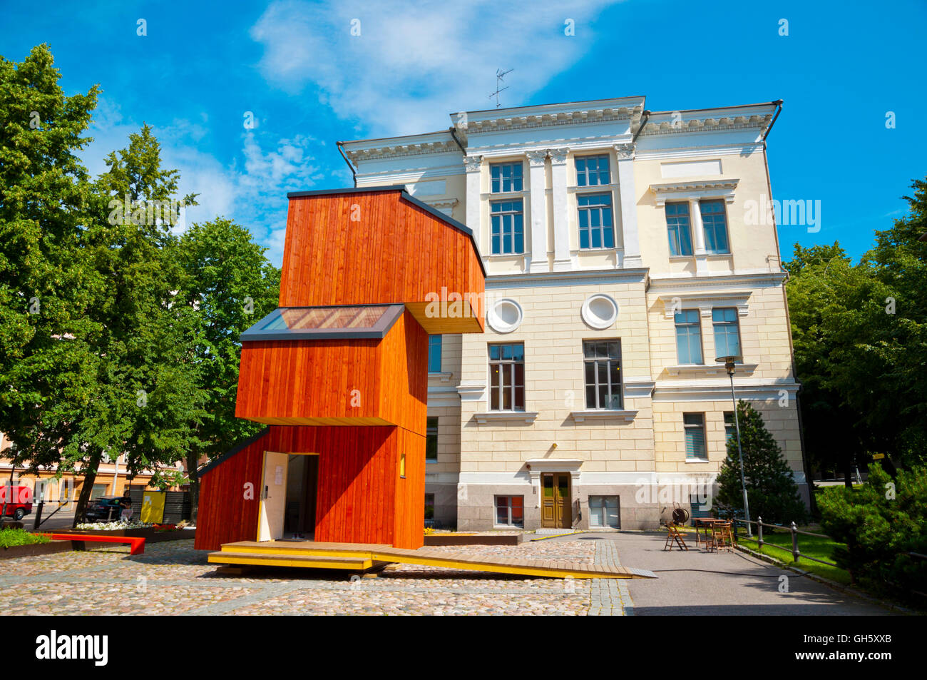 Suomen arkkitehtuurimuseo, Museum of Finnish Architecture, with wooden KoKoon building, Helsinki, Finland Stock Photo