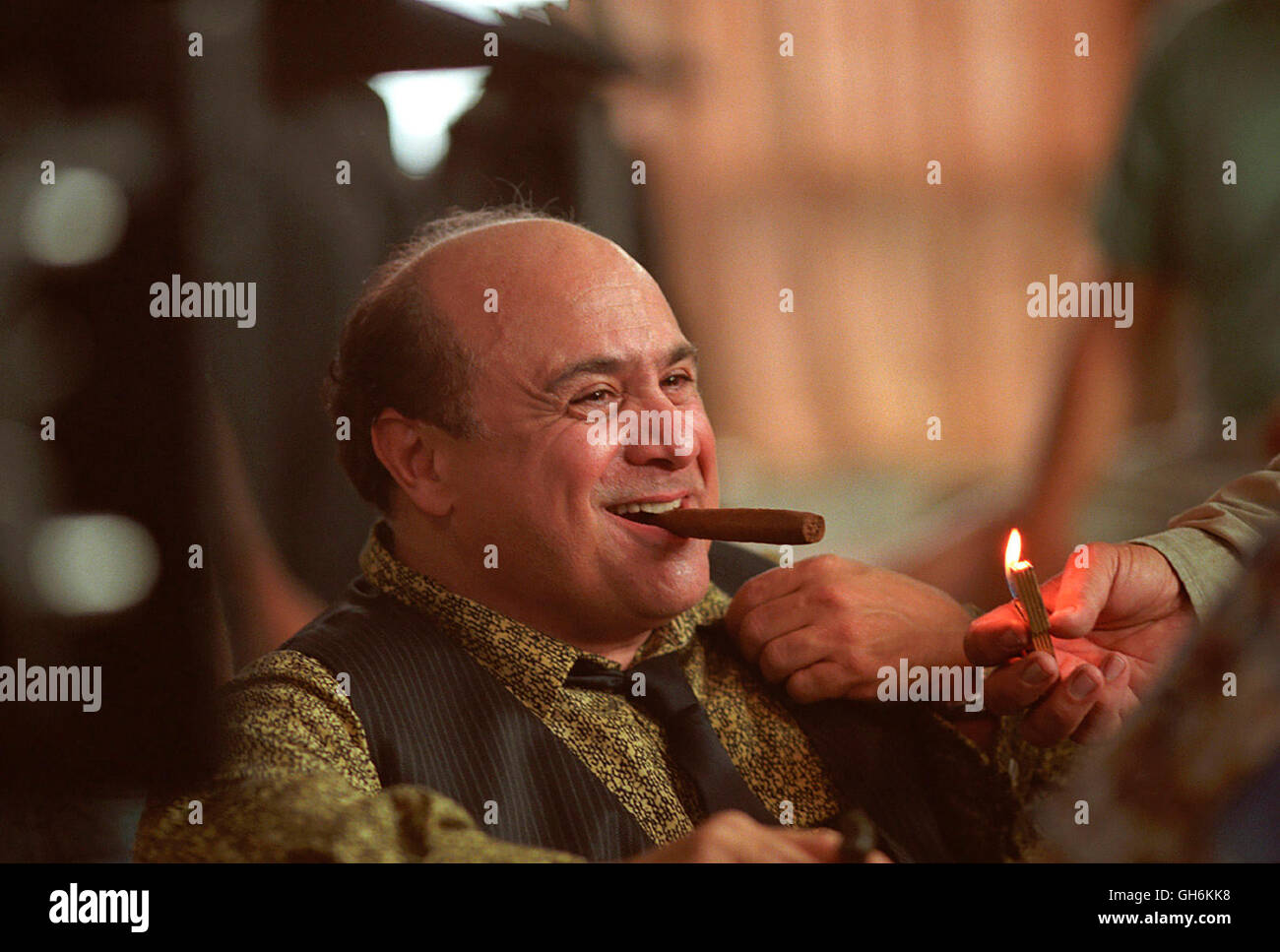 Er actor hi-res stock photography and images - Page 52 - Alamy, image size:1300x967