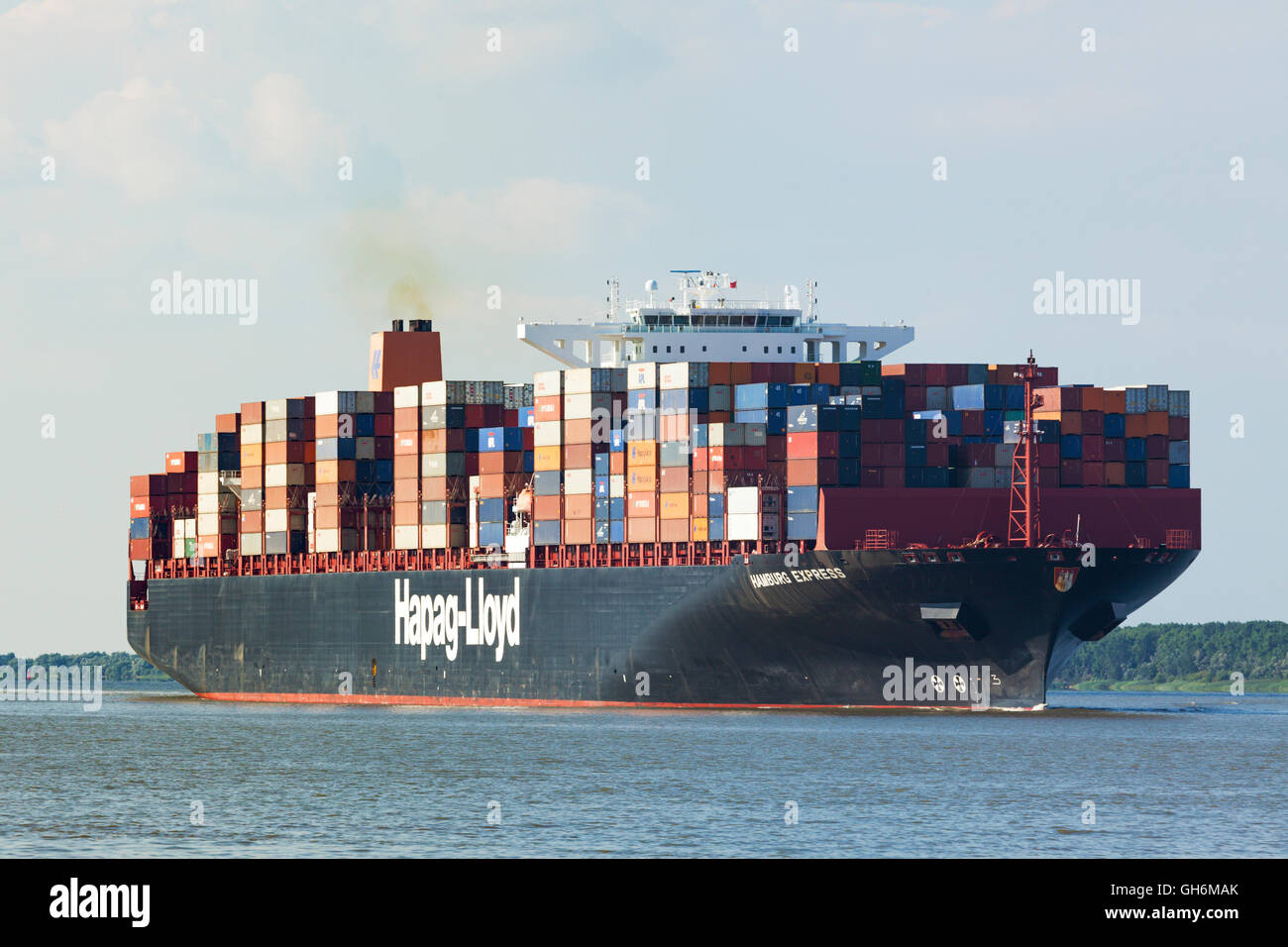 Container ship HAMBURG EXPRESS, operated by Hapag-Lloyd, on the Elbe river  near Hamburg Stock Photo - Alamy