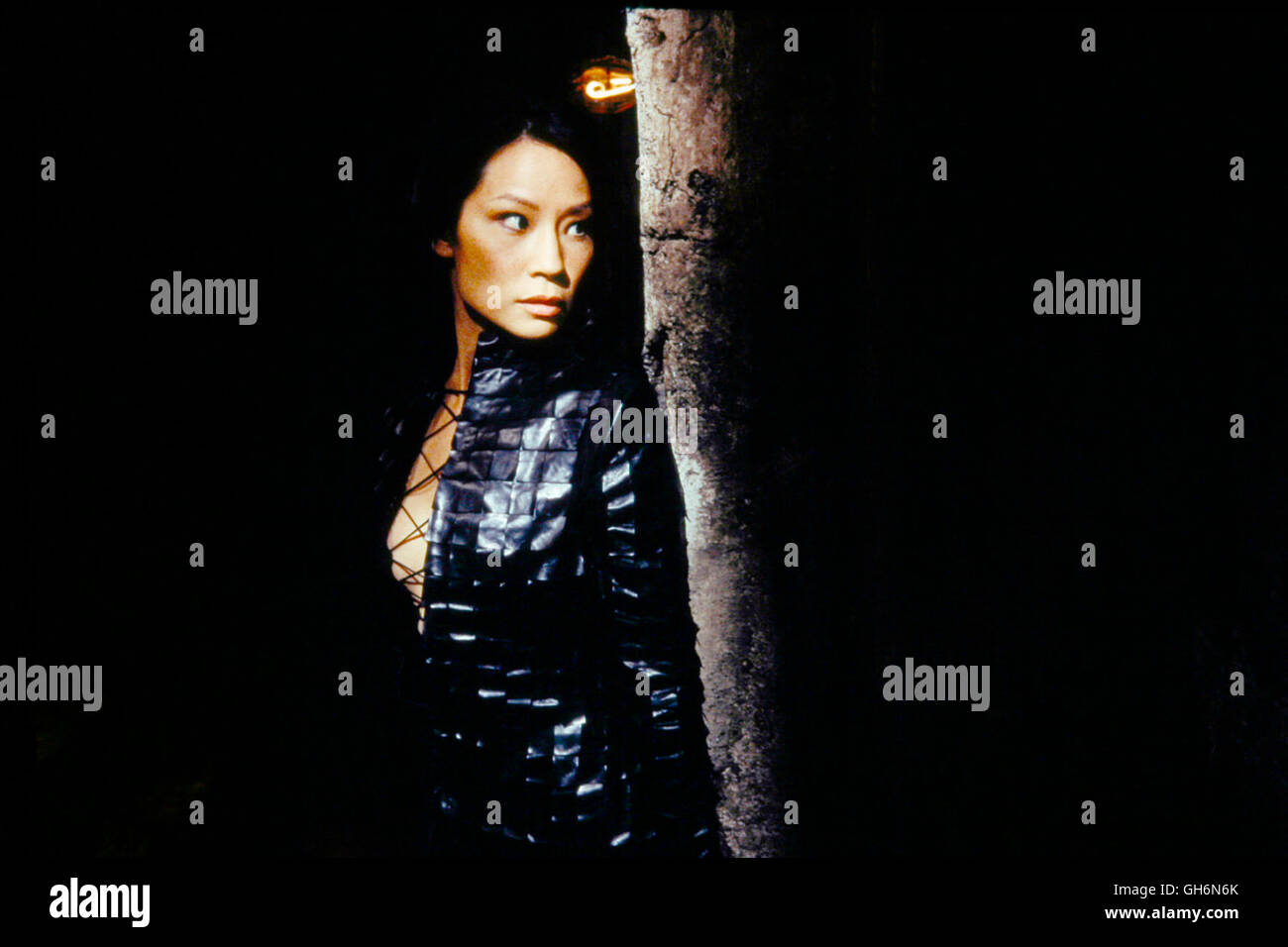 3 ENGEL FÜR CHARLIE VOLLE POWER / USA 2003 / McG«s Szene mit Alex (LUCY LIU) Regie McG«s 3 ENGEL FÜR CHARLIE VOLLE POWER / USA 2003 / McG«s Szene mit Alex (LUCY LIU) Regie McG«s