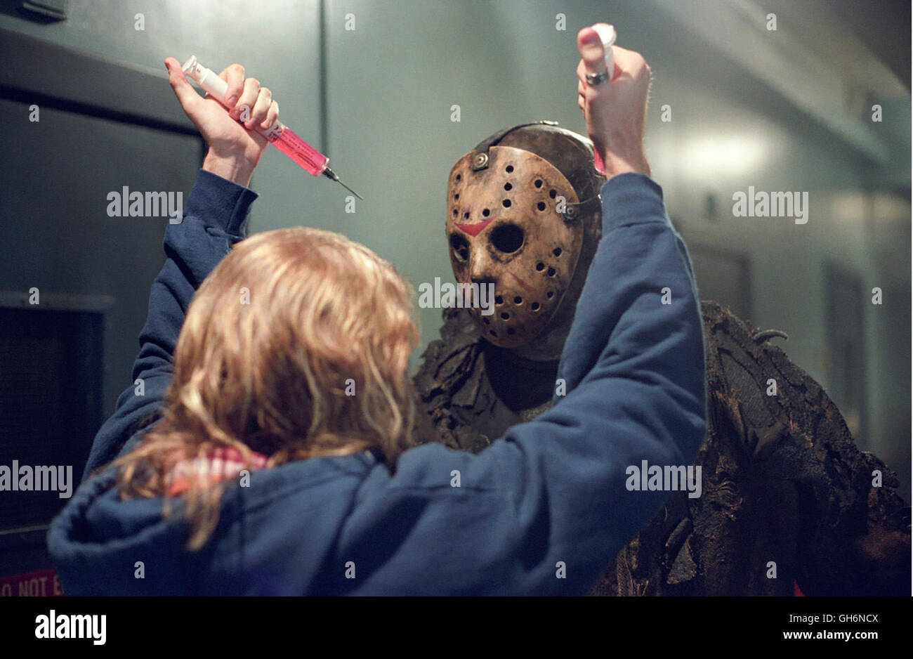 FREDDY VS. JASON / USA 2003 / Ronny Yu Szene mit und Jason Voorhees (KEN KIRZINGER) Regie: Ronny Yu Stock Photo