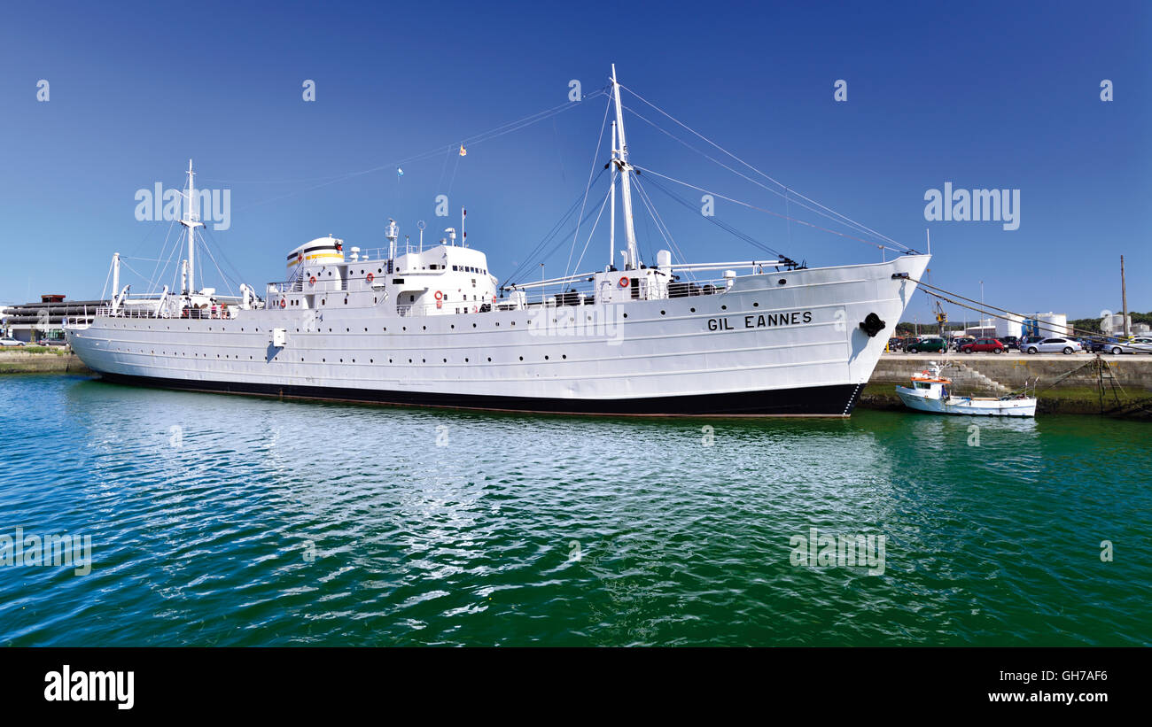 Portugal, Minho: External view of museum ship Gil Eannes at the harbor of Viana do Castelo Stock Photo