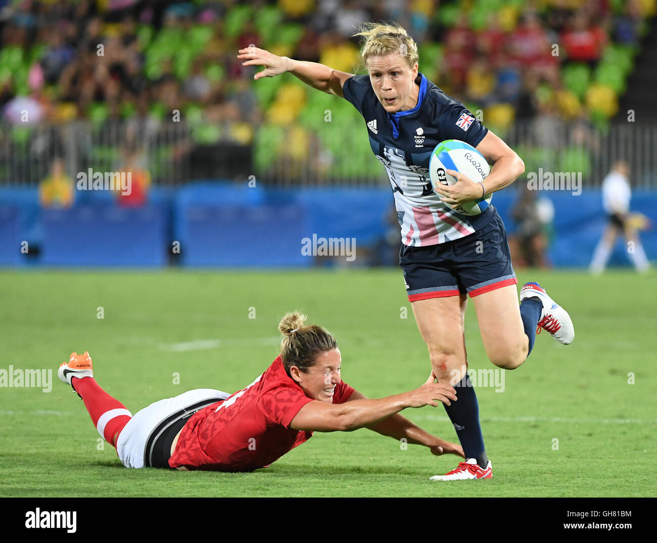 Kelly russell hi-res stock photography and images - Alamy