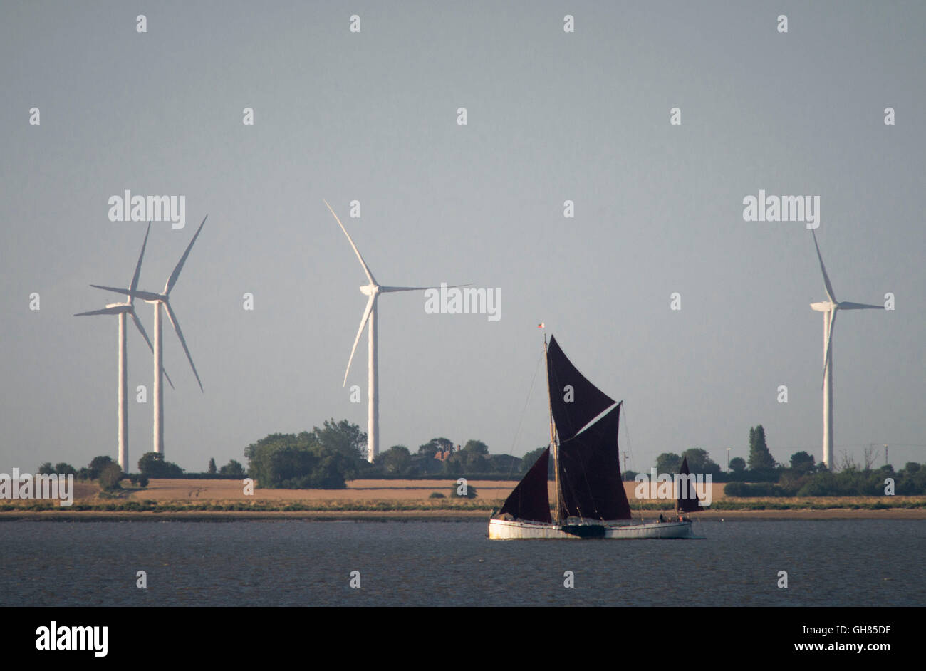 West Mersea, Essex, UK. 9th August 2016. UK Weather A Thames Barge
