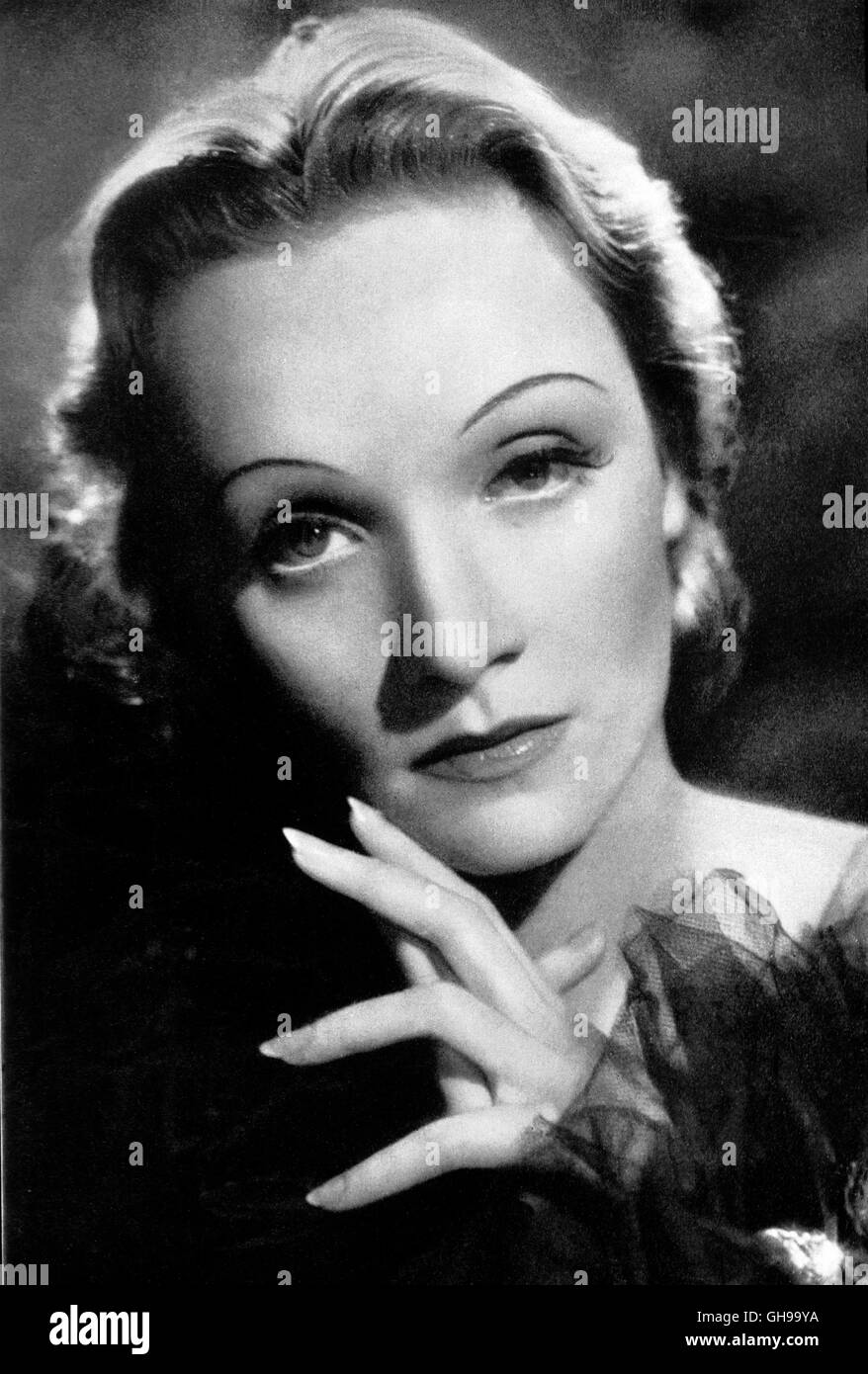 Marlene Dietrich Marlene Dietrich 30er Jahre Stock Photo Alamy