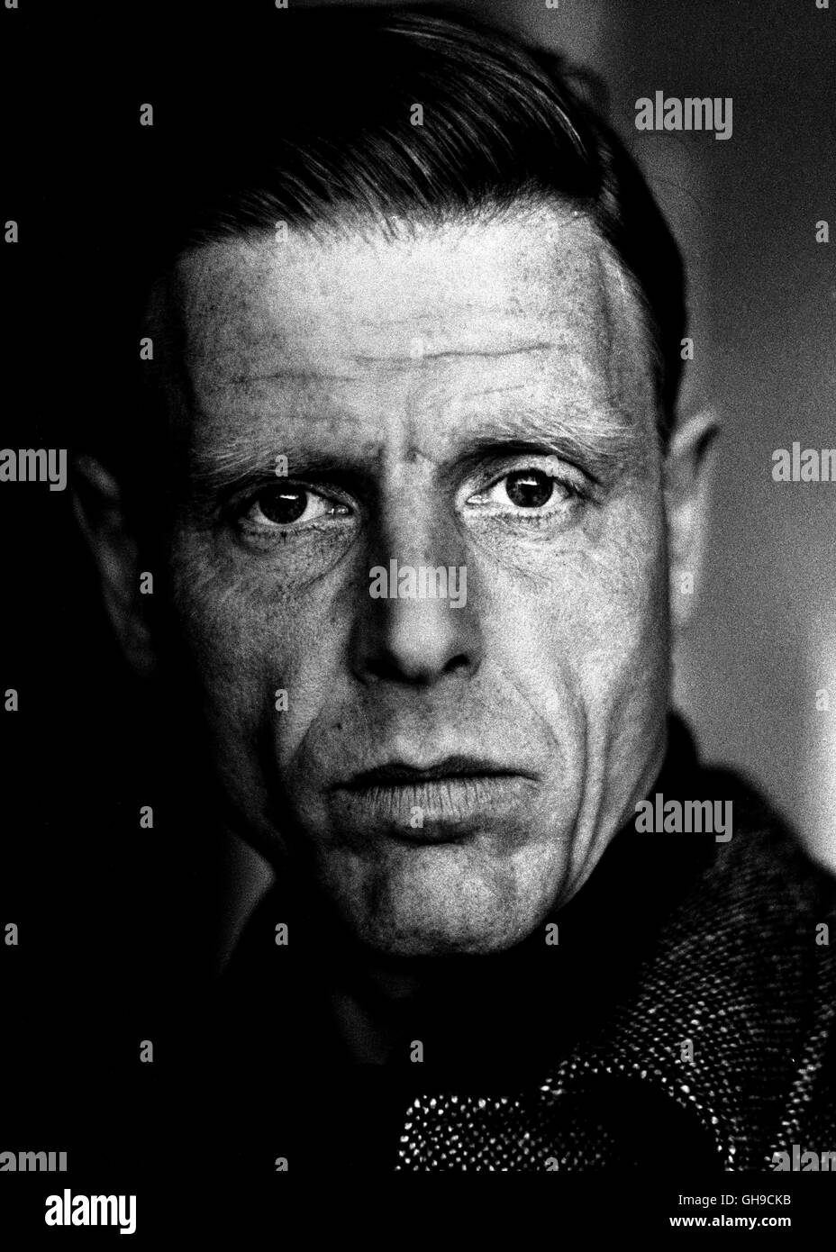 EDWARD FOX, Portrait aus 'Edward and Mrs. Simpson', 1978. ACK/Portrait Film, Fernsehen, Schauspieler, Portrait, 70er Stock Photo