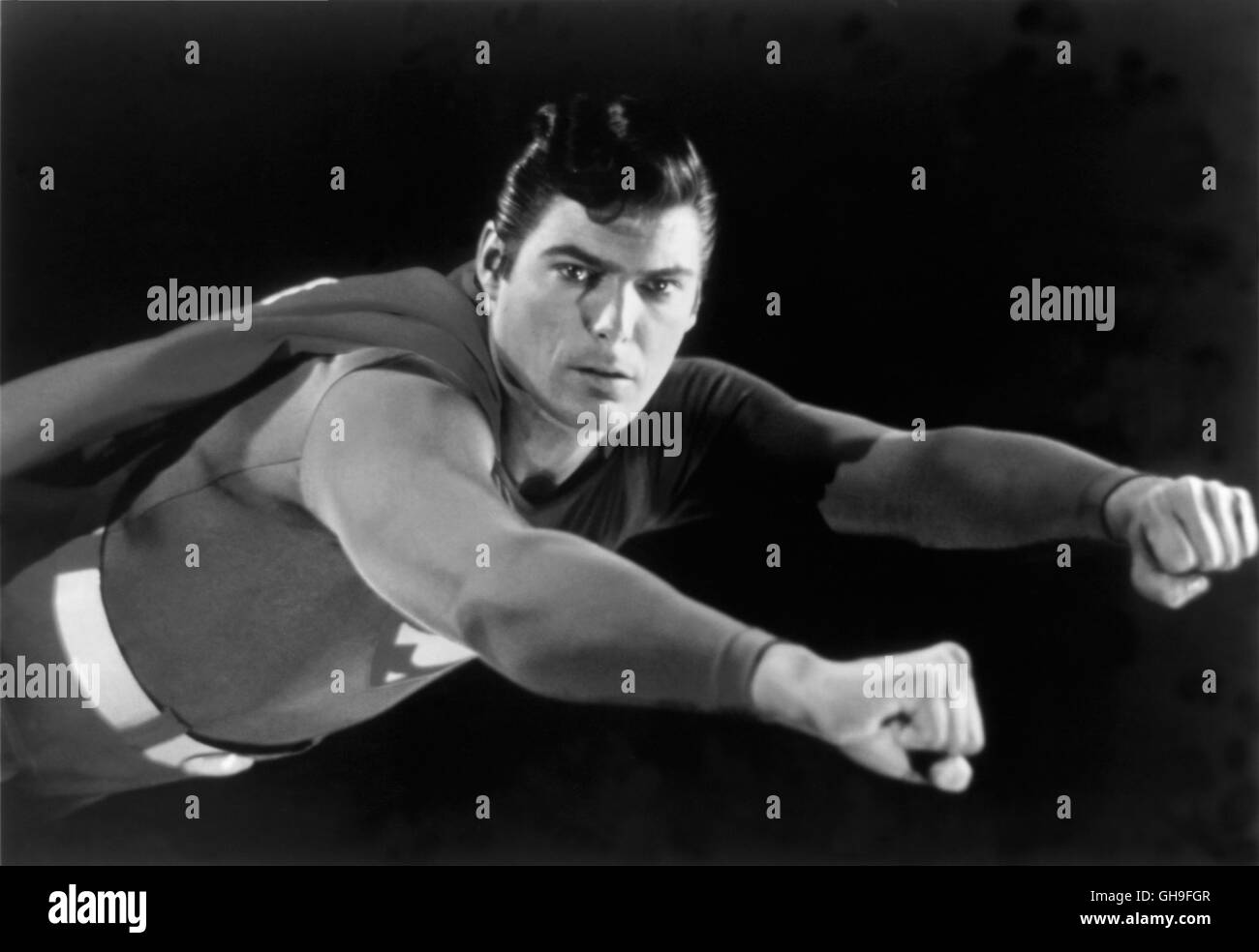 Clark Kent/Superman (CHRISTOPHER REEVE)A Regie: Richard Lester aka. Superman III Stock Photo